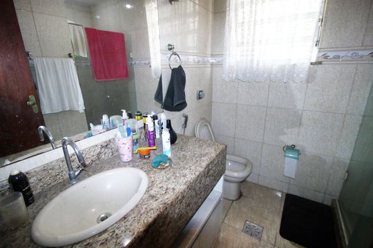 Banheiro de apartamento à venda com 2 quartos, 75m² em Vila da Penha, Rio de Janeiro