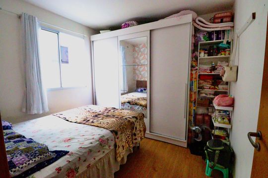 Quarto 1 de apartamento para alugar com 2 quartos, 44m² em Jardim das Margaridas, Salvador