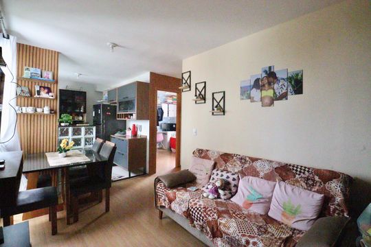 Sala de apartamento para alugar com 2 quartos, 44m² em Jardim das Margaridas, Salvador