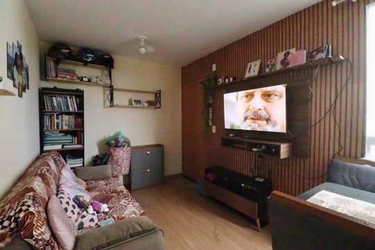 Sala de apartamento para alugar com 2 quartos, 44m² em Jardim das Margaridas, Salvador