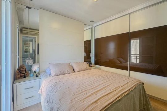 Quarto de apartamento à venda com 3 quartos, 87m² em Vila Regente Feijó, São Paulo