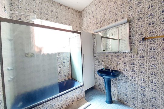 banheiro 2 de casa à venda com 5 quartos, 193m² em Jardim America, Belo Horizonte
