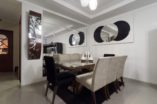 Sala de casa de condomínio à venda com 2 quartos, 165m² em Cidade Brasil, Guarulhos