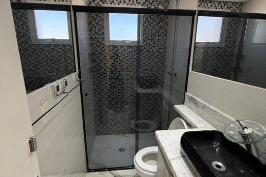 Banheiro de apartamento à venda com 2 quartos, 60m² em Parque da Mooca, São Paulo