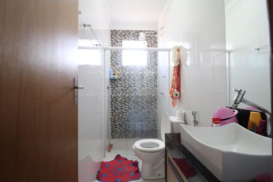 Banheiro Social de apartamento para alugar com 2 quartos, 55m² em Jardim Ipanema, Uberlândia