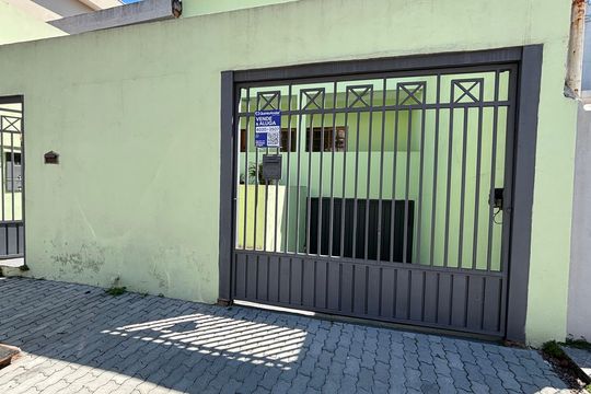 Casa à venda com 4 quartos, 400m² em Jardim Santo Antonio, São Paulo