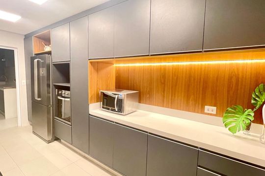 Cozinha de apartamento à venda com 4 quartos, 340m² em Aclimação, São Paulo