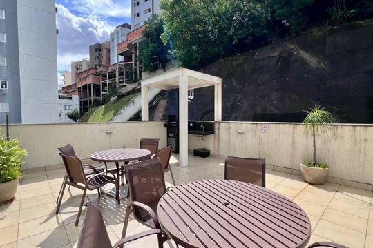 Apartamento à venda com 2 quartos, 60m² em Buritis, Belo Horizonte