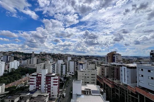 Apartamento à venda com 2 quartos, 60m² em Buritis, Belo Horizonte