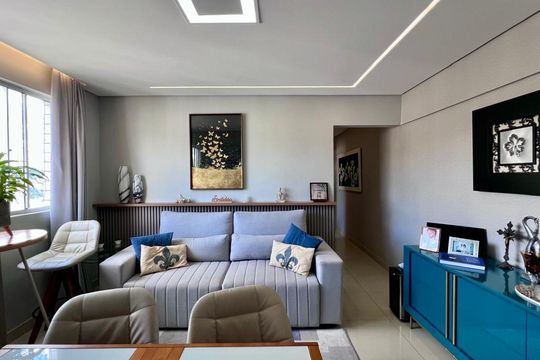 Apartamento à venda com 2 quartos, 60m² em Buritis, Belo Horizonte