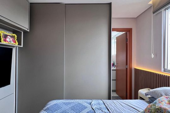 Apartamento à venda com 2 quartos, 60m² em Buritis, Belo Horizonte