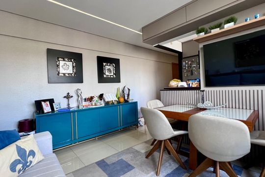 Apartamento à venda com 2 quartos, 60m² em Buritis, Belo Horizonte