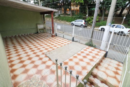 Garagem de casa à venda com 3 quartos, 265m² em Santo Antônio, Osasco