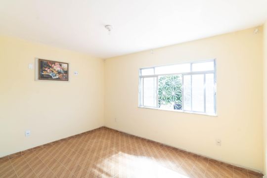 Casa para alugar com 4 quartos, 167m² em Campo Grande, Rio de Janeiro