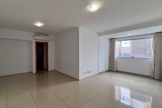 Apartamento à venda com 3 quartos, 90m² em Funcionários, Belo Horizonte