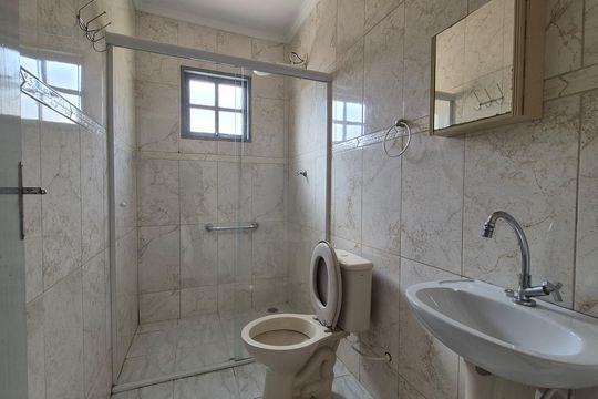 Casa à venda com 2 quartos, 59m² em Vila Cecilia Maria, Santo André