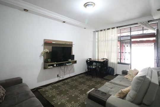 Sala de casa à venda com 3 quartos, 277m² em Centro, Diadema