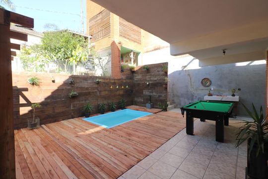 Piscina 1 de casa à venda com 6 quartos, 700m² em Eldorado, Diadema