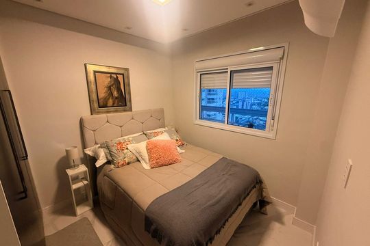 Quarto de apartamento para alugar com 2 quartos, 69m² em Encruzilhada, Santos