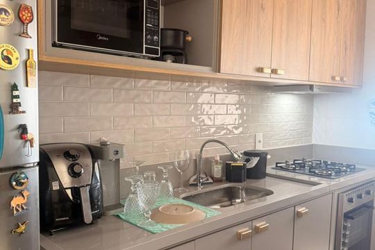 Cozinha de apartamento para alugar com 2 quartos, 69m² em Encruzilhada, Santos