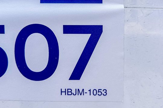 Placa Instalada na Fachada de casa à venda com 3 quartos, 150m² em Vila Pires, Santo André