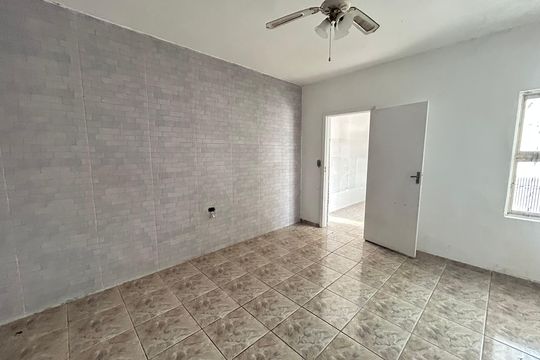 Sala 2 de casa à venda com 6 quartos, 450m² em Parque Continental I, Guarulhos