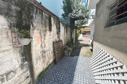 Quintal de casa à venda com 6 quartos, 450m² em Parque Continental I, Guarulhos