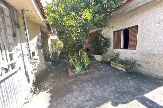 Garagem de casa à venda com 6 quartos, 450m² em Parque Continental I, Guarulhos