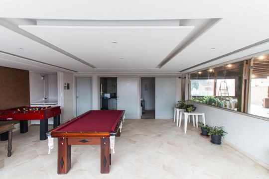 Apartamento à venda com 2 quartos, 62m² em Vila Constança, São Paulo