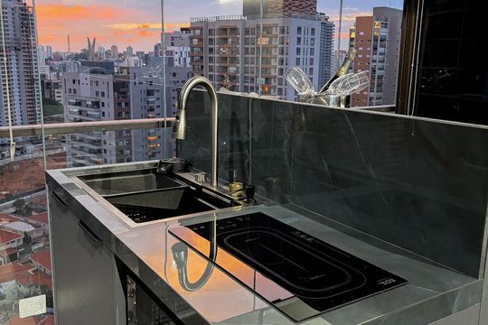 Cozinha de apartamento à venda com 1 quarto, 29m² em Jardim das Acacias, São Paulo