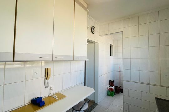 Apartamento à venda com 1 quarto, 52m² em Vila Itapura, Campinas