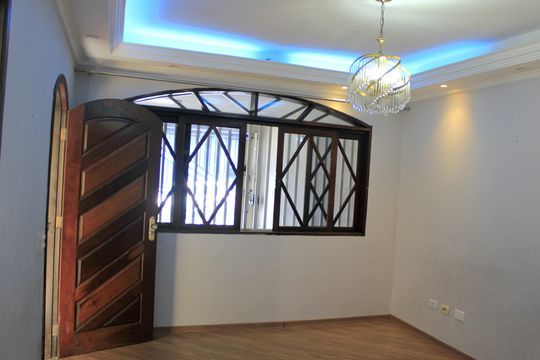 Sala  de casa para alugar com 3 quartos, 189m² em Jardim Valeria, Guarulhos