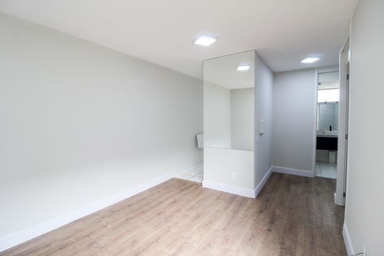 Apartamento à venda com 2 quartos, 44m² em Parque Ipe, São Paulo