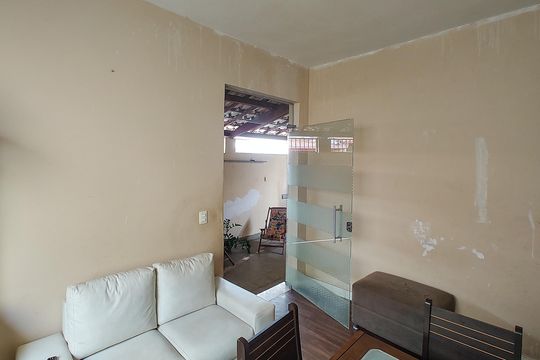 Casa para alugar com 3 quartos, 210m² em Minascaixa, Belo Horizonte
