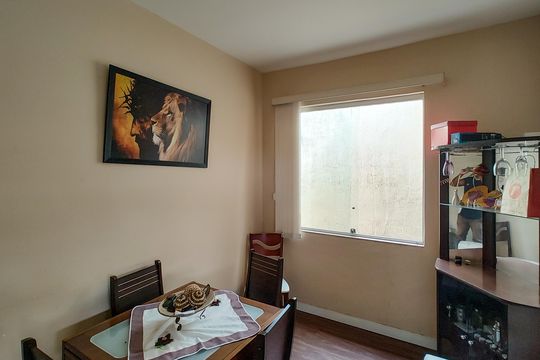 Casa para alugar com 3 quartos, 210m² em Minascaixa, Belo Horizonte
