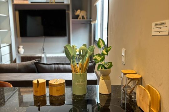 Cozinha de apartamento para alugar com 1 quarto, 28m² em Vila Mariana, São Paulo