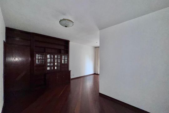 Sala de apartamento à venda com 3 quartos, 120m² em Barra da Tijuca, Rio de Janeiro