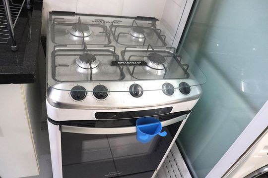 Cozinha de apartamento para alugar com 2 quartos, 56m² em Jardim Paulista, São Paulo