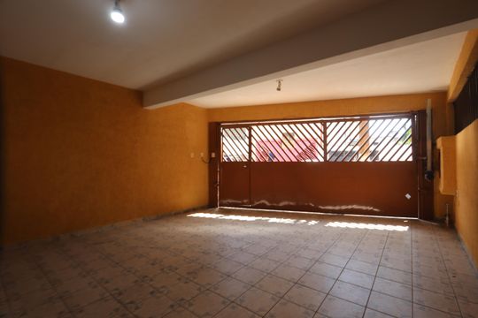 Garagem de casa à venda com 4 quartos, 245m² em Jardim Sapopemba, São Paulo