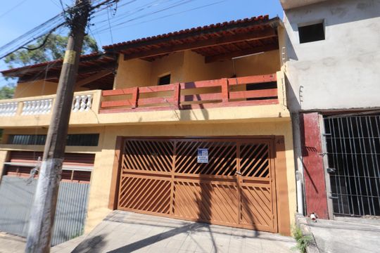 Fachada de casa à venda com 4 quartos, 245m² em Jardim Sapopemba, São Paulo