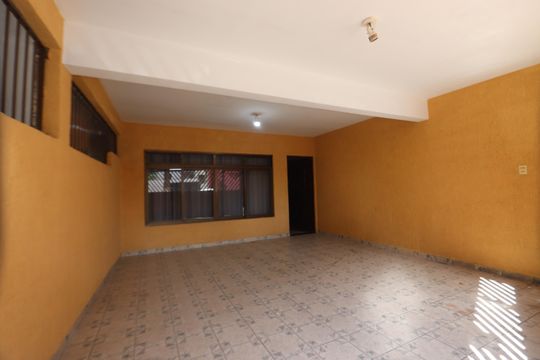 Garagem de casa à venda com 4 quartos, 245m² em Jardim Sapopemba, São Paulo