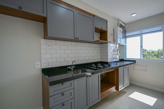 Cozinha de apartamento para alugar com 2 quartos, 37m² em Jardim Piracuama, São Paulo