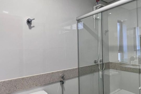 banho de apartamento à venda com 4 quartos, 127m² em Funcionários, Belo Horizonte