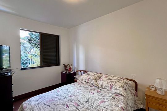 quarto  de apartamento à venda com 4 quartos, 127m² em Funcionários, Belo Horizonte