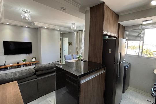 Apartamento à venda com 2 quartos, 44m² em Vila Mazzei, Santo André