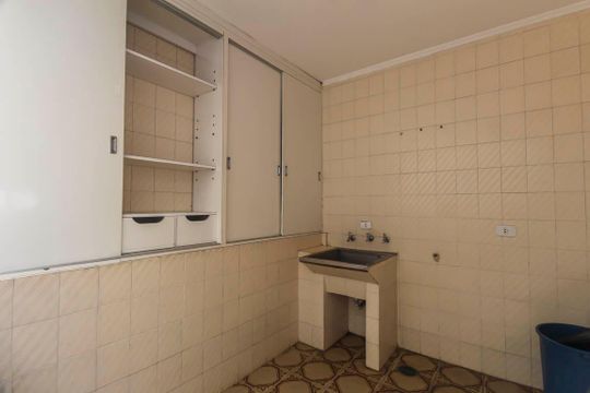 Casa à venda com 5 quartos, 338m² em Jardim Avelino, São Paulo