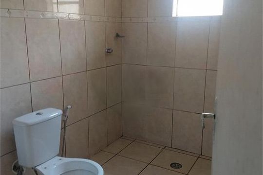 Casa à venda com 3 quartos, 180m² em Vila Vitória, Santo André