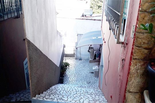 Casa à venda com 3 quartos, 212m² em Vila America, São Paulo