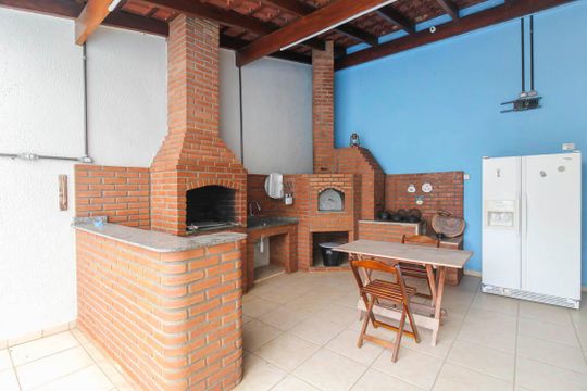 Casa para alugar com 4 quartos, 360m² em Vila Bela, São Paulo