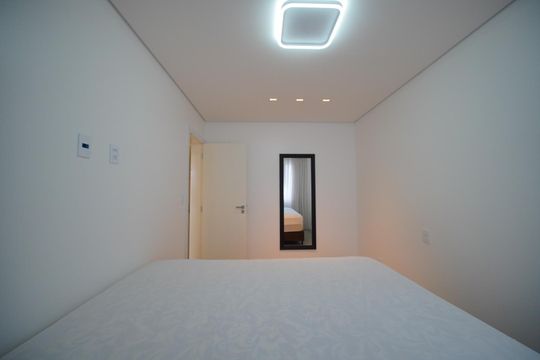 Quarto 1 de apartamento para alugar com 2 quartos, 82m² em Centro, Florianópolis